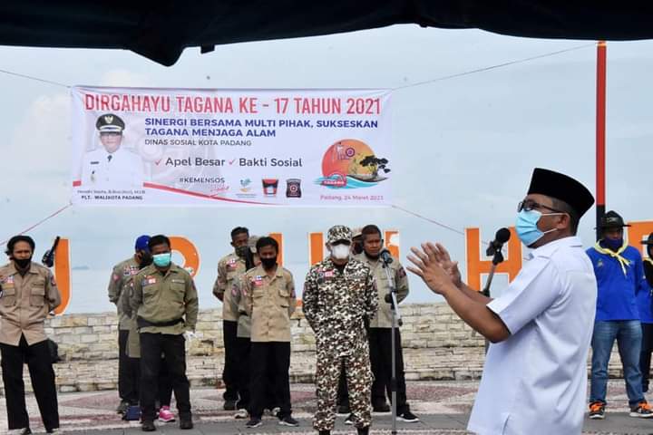 HUT ke-17, Hendri Septa Apresiasi Peran Tagana Tanggulangi Bencana di Kota Padang