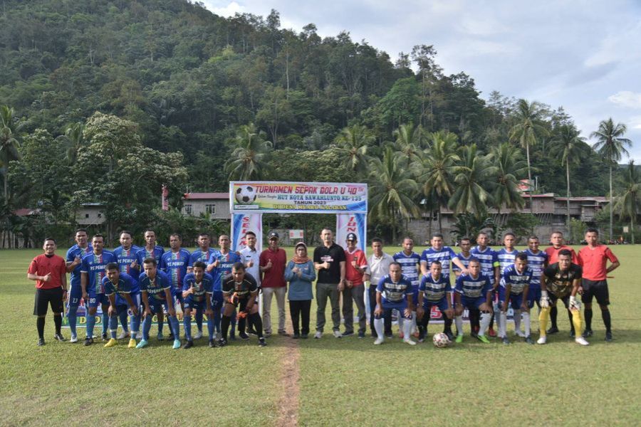 HUT Sawahlunto Ke-135 Adakan Turnamen Sepak Bola Usia 40