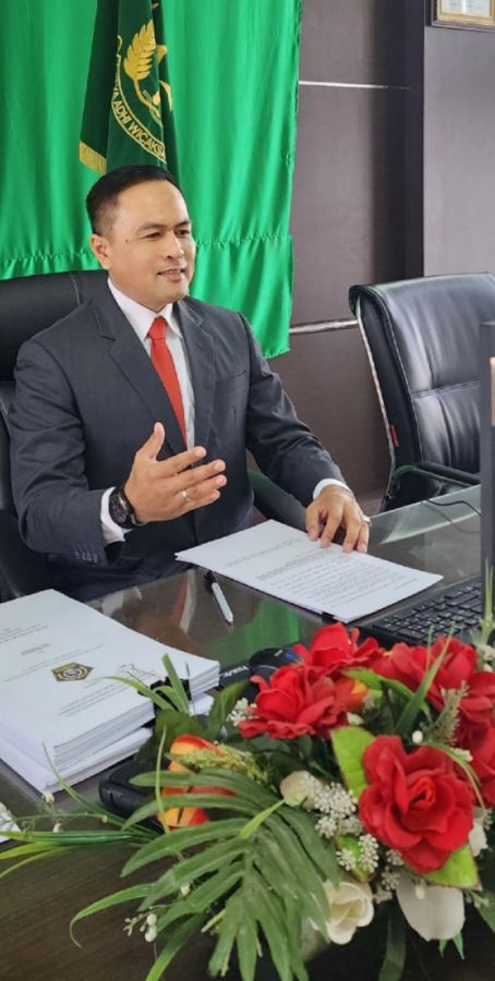 IPK 3.92 Magna Cum Laude : Jaksa Devitra Romiza Raih Gelar Doktor 