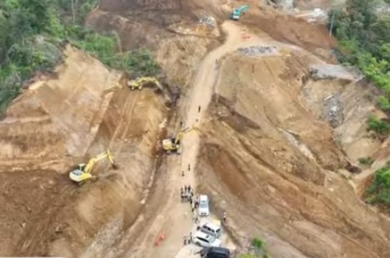 Jalan Putus di Malalak Ditargetkan Selesai Desember 2026