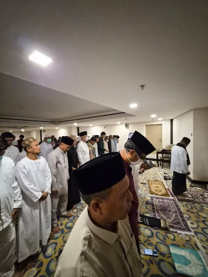 Jamaah Haji Kloter PDG 1 dan PDG 2 Laksanakan Sholat Jumat Berjamaah di Tower 8 Al Hidayah Makkah