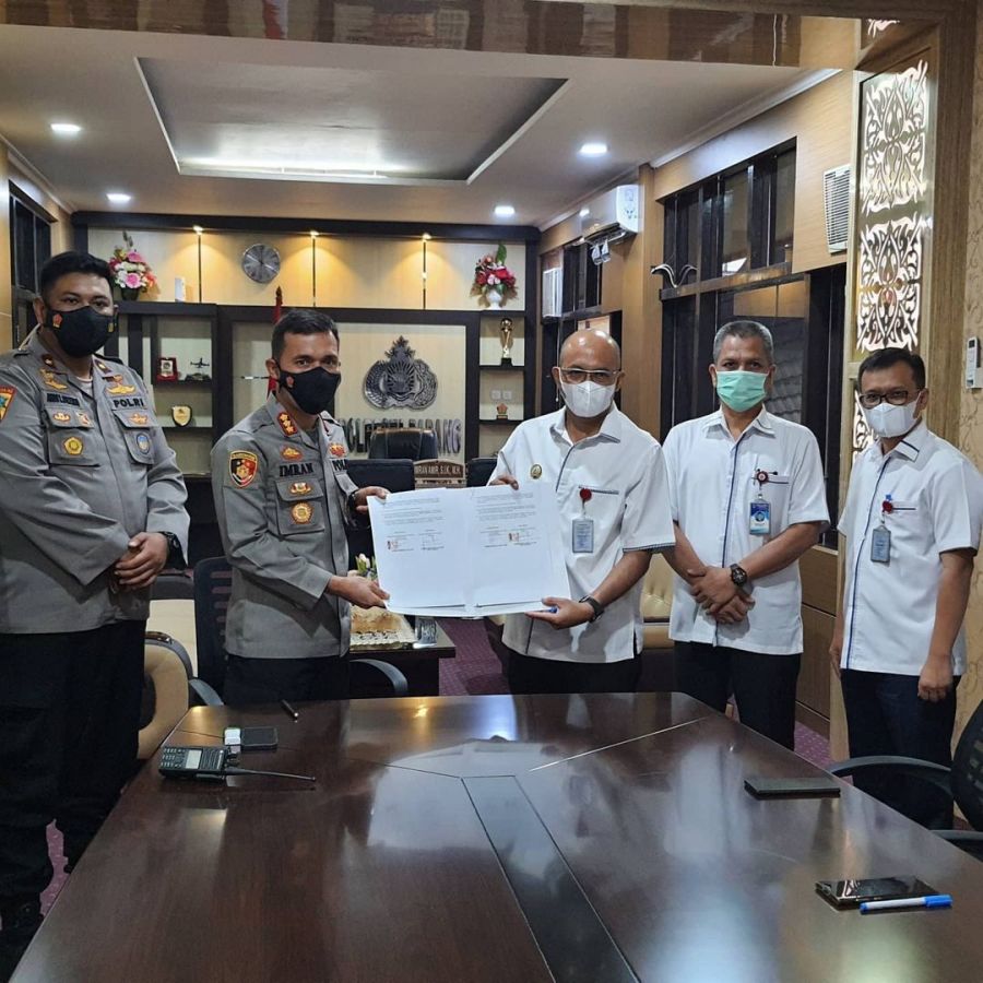 Jamin Keamanan Petugas Penagihan, Perumda AM Kota Padang Tandatangani PKS Dengan Polresta Padang