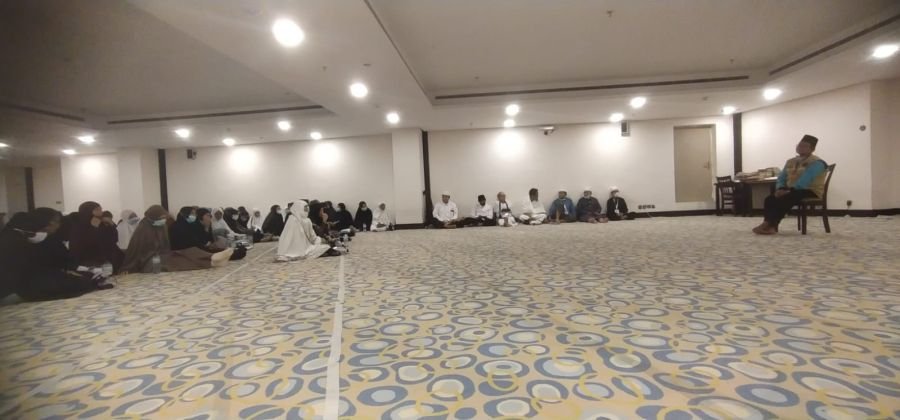 Jelang Puncak Haji, Pembimbing Ibadah Kloter 1 Padang Matangkan Manasik Jamaah di Hotel Al Hidayah