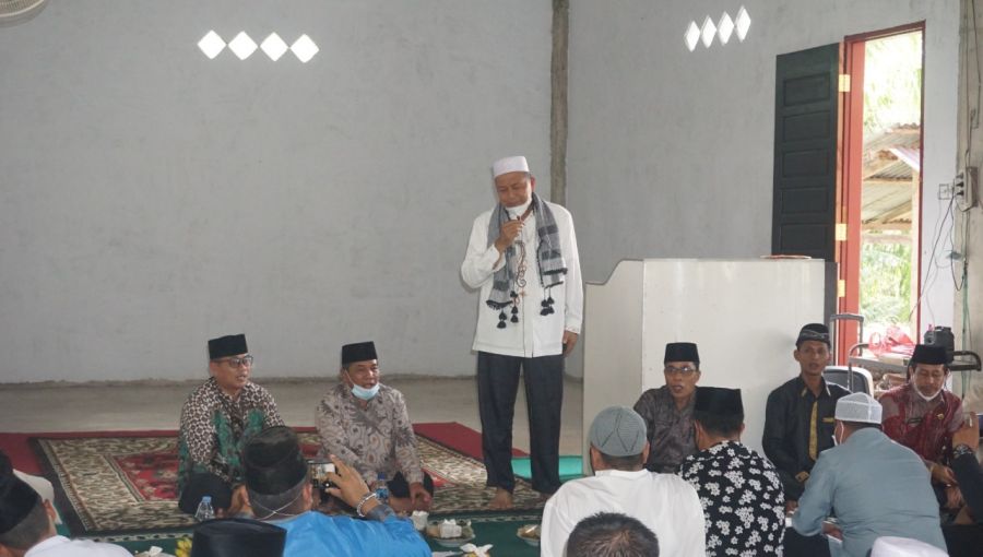 Jumat Berkah di Masjid Nurul Iman Lubuk Talang Kinali, Bupati Pasbar Minta Tetap Jaga Silaturrahmi 