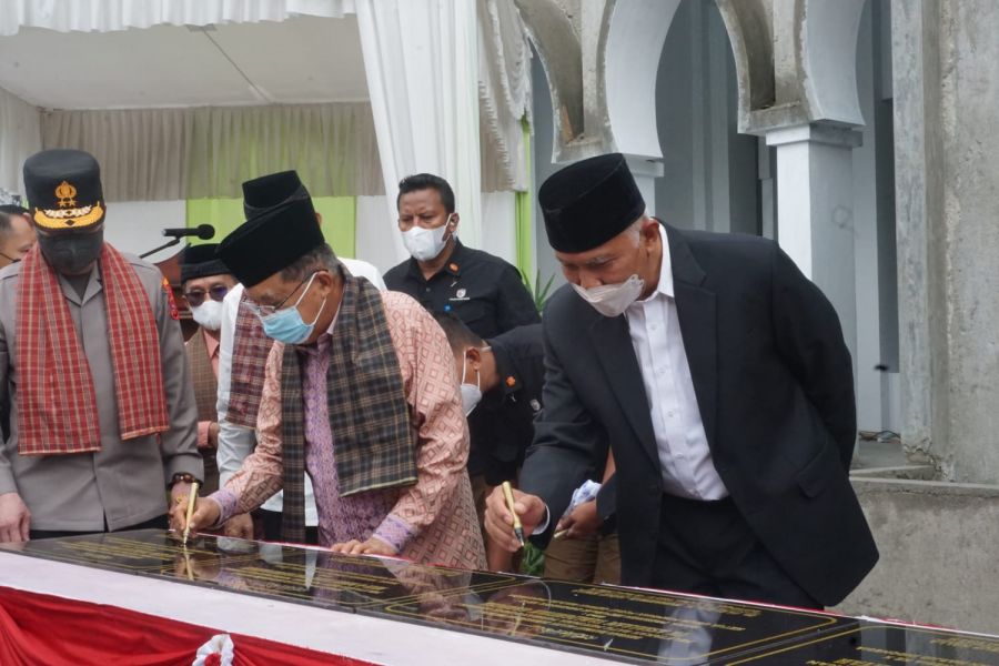 Jusuf Kalla Resmikan Masjid Tablighiyah Garegeh, Bukittinggi