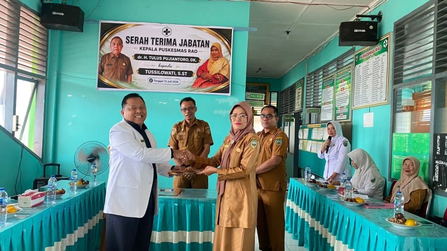 Kadinkes Pasaman Pimpin Sertijab Kepala Puskesmas Rao, Tekankan Penguatan Layanan Kesehatan Primer