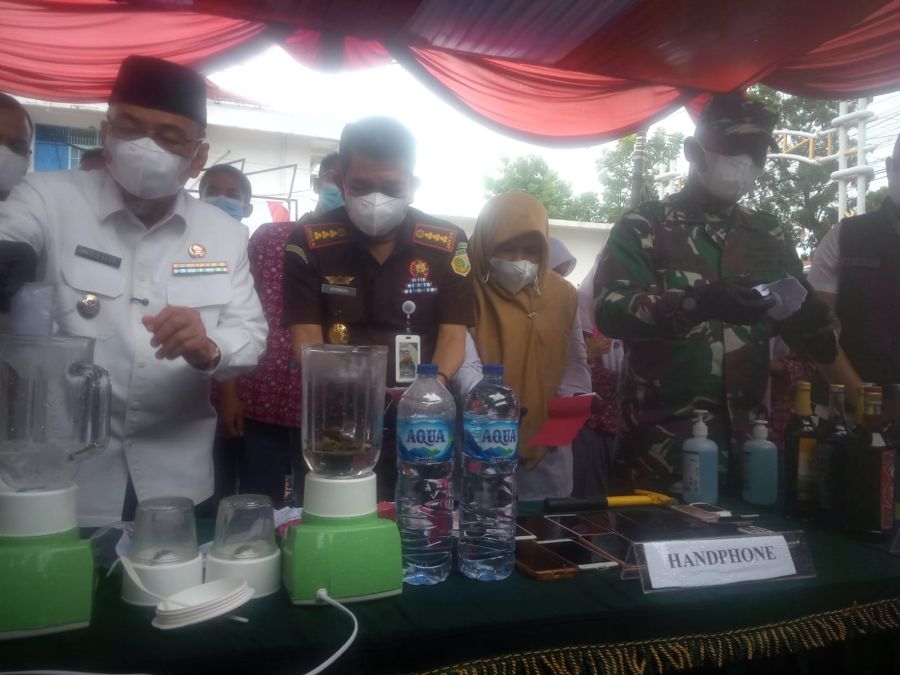 Kajari Padang Koswara Musnahkan Musnahkan Barang Bukti yang Sudah Memiliki Kekuatan Hukum Tetap