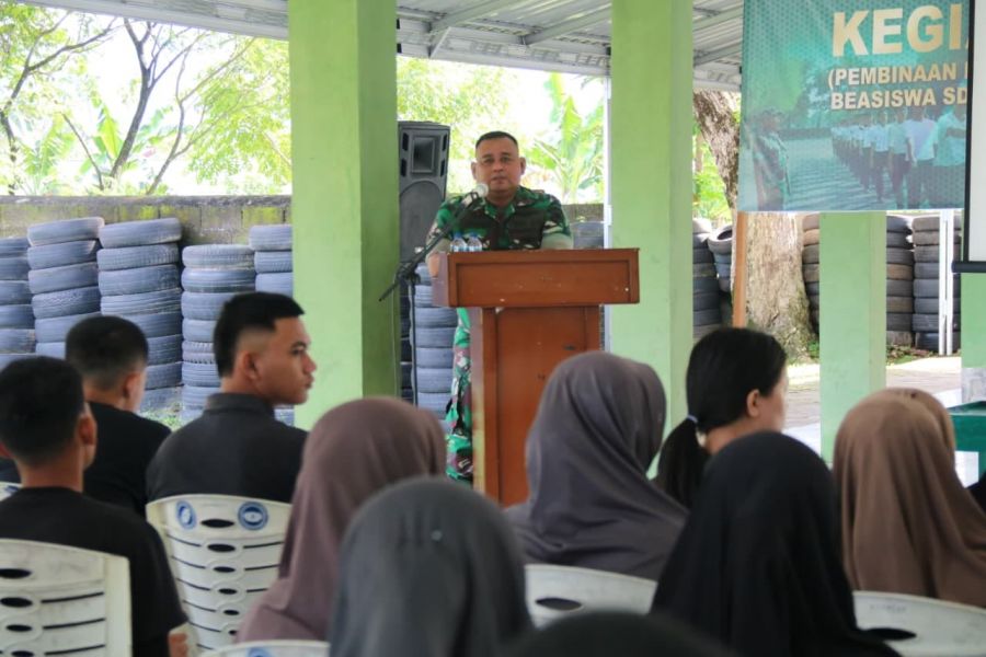 Kakumrem 032/Wirabraja Beri Pembekalan Kepemimpinan bagi Mahasiswa Tamsis di Yonif 133/Yudha Sakti