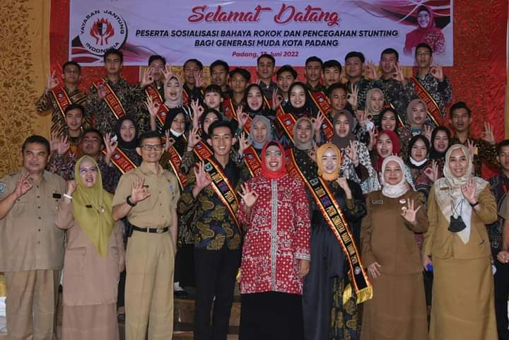 Kampanyekan Gaya Hidup Sehat, YJI Kota Padang Gelar Sosialiasi Bahaya Rokok dan Pencegahan Stunting