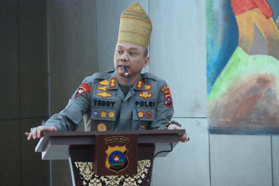 Kapolda Buka Taklimat Awal Audit Kinerja Itwasum Polri di Polda Sumbar