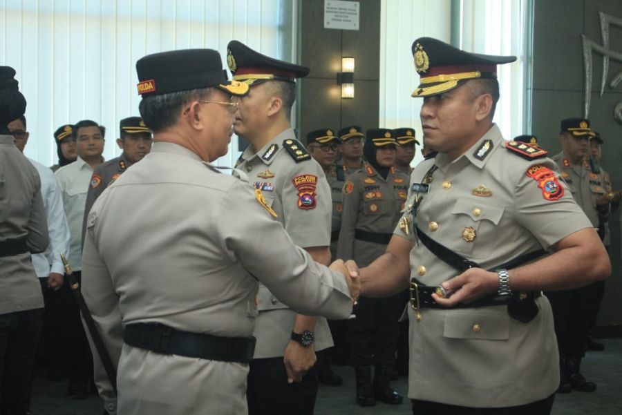 Kapolda pimpin Sertijab Kapolres Solok Kota 