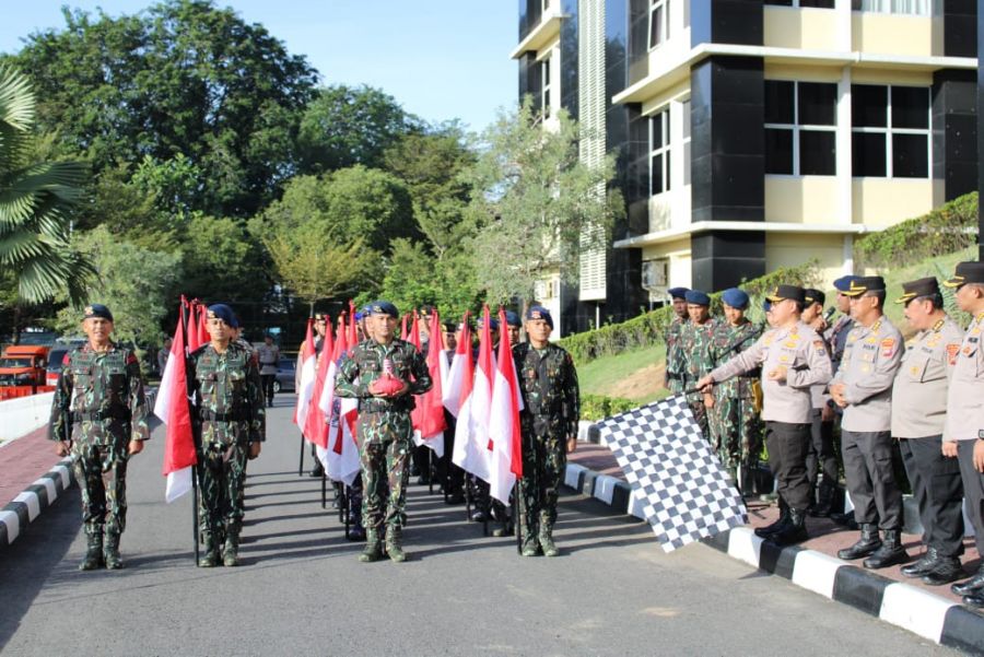 Kapolda Sumbar Lepas Pasukan Pengambil Air Pincuran Tujuh Bukit Barisan