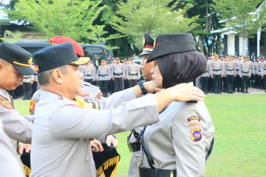 Kapolda Sumbar Pimpin Sertijab Kapolsek Sipora, Polres Kep. Mentawai 