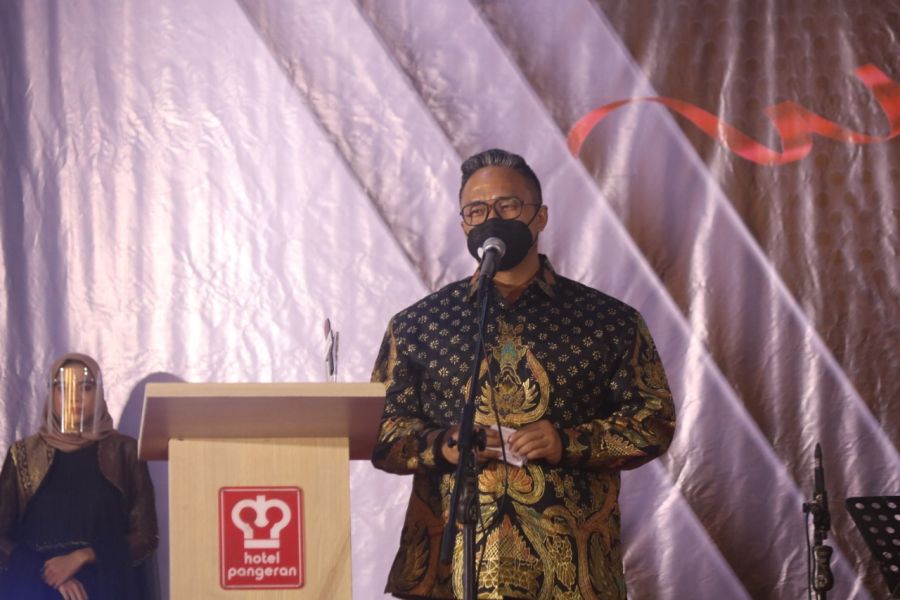 Kapolda Sumbar Terima Penghargaan dari Padang TV Awards 2021, Kategori Institusi Publik Inspiratif