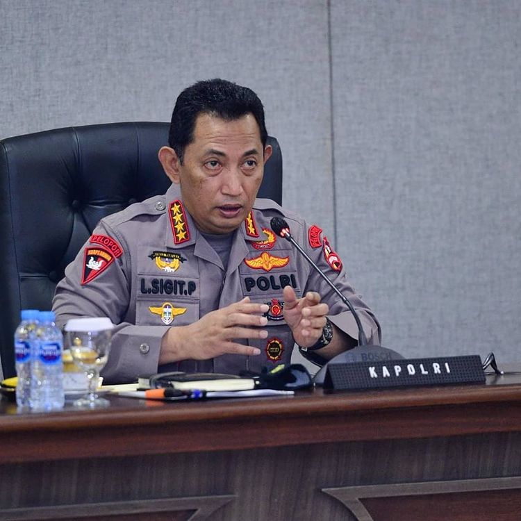 Kapolri Minta Seluruh Kapolda Maksimalkan PPKM Mikro dan Kawal Pemulihan Ekonomi 