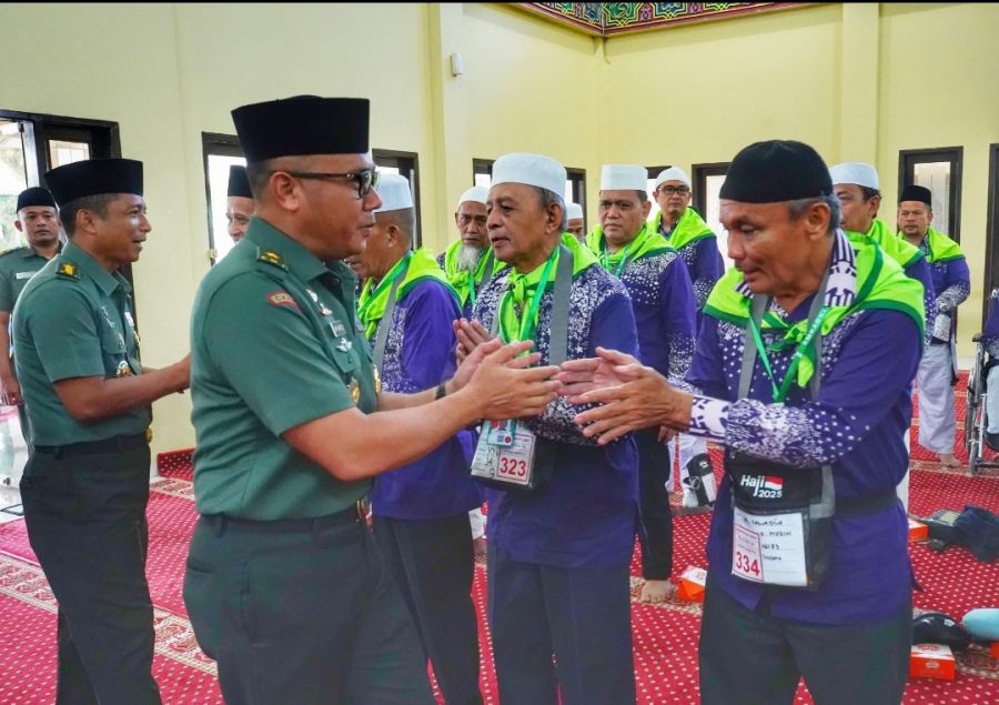 Kasdam I/BB Berangkatkan Jamaah Haji KBIHU Kodam I/BB, Harapkan Haji Mabrur & Jaga Nama Baik TNI