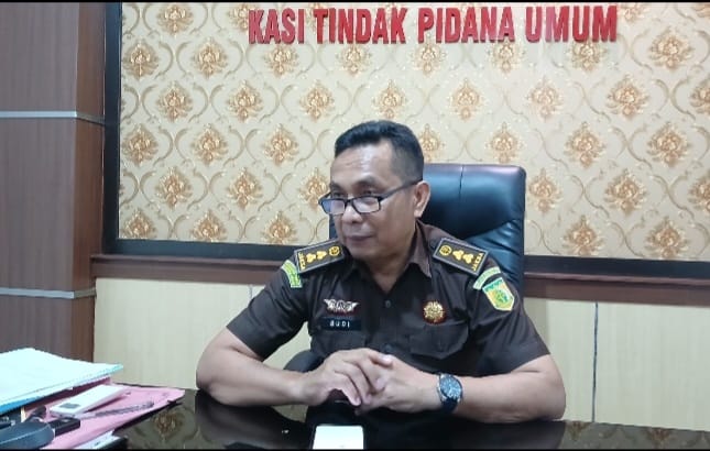 Kasi Pidum Kejari Padang Sebut, Tidak Pernah Membatasi Hak PH