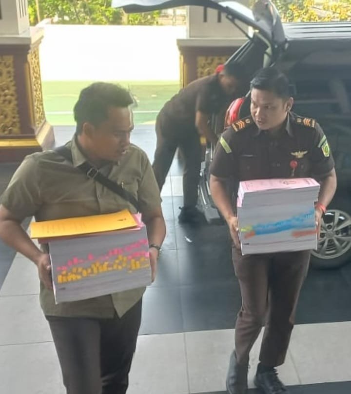 Kasus Dugaan Korupsi KMK Dilimpahkan ke PN Padang