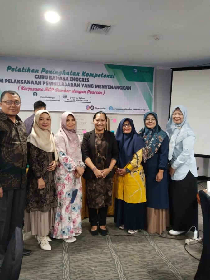 Kegiatan Latihan Peningkatan Kompetensi Guru Bahasa Inggris Dalam Kegiatan Belaja yang Menyenangkan
