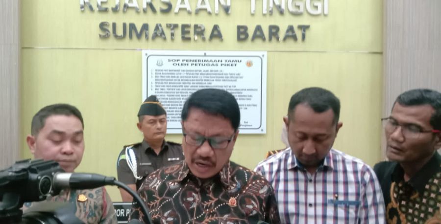 Kejati Sumbar Eksekusi 3 Orang dari 13 Terpidana Kasus Korupsi Ganti Rugi Lahan Tol
