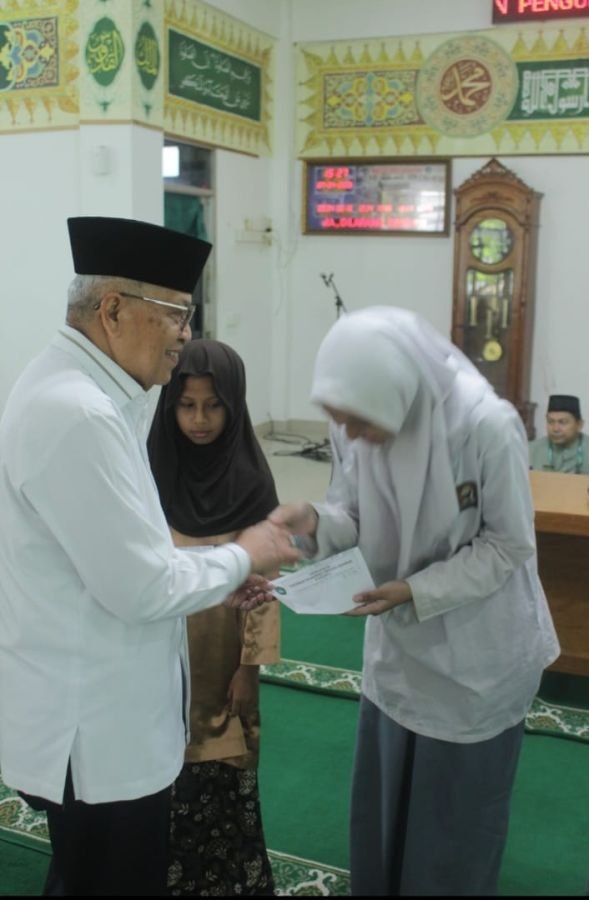 Keluarga Besar YSO Adabiah Gelar Halal Bi Halal 