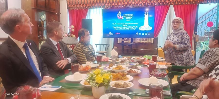 Kemenlu, Dubes Belanda dan Jerman, Dukung Pemko Bukittinggi dan IMLF-4 Gelar 100 Tahun Jam Gadang 