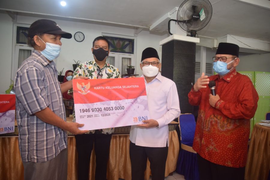 Kemensos Salurkan Bantuan ATENSI Rp87 Juta untuk 50 Penerima di Sawahlunto