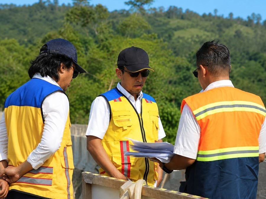 Kepala BPJN Sumbar Tinjau Rehabilitasi Jembatan Jeruai, Progres Pekerjaan Capai 66 Persen