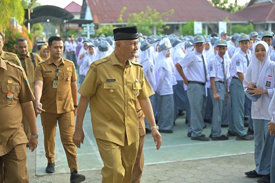 Kepemimpinan Mahyeldi, Sukses Majukan Sektor Pendidikan di Sumbar