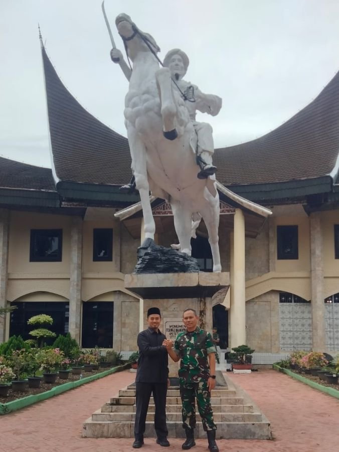 Ketua DPRD Pasaman Dampingi Danrem 032/Wirabraja Resmikan Jembatan Perintis Garuda di Pasaman