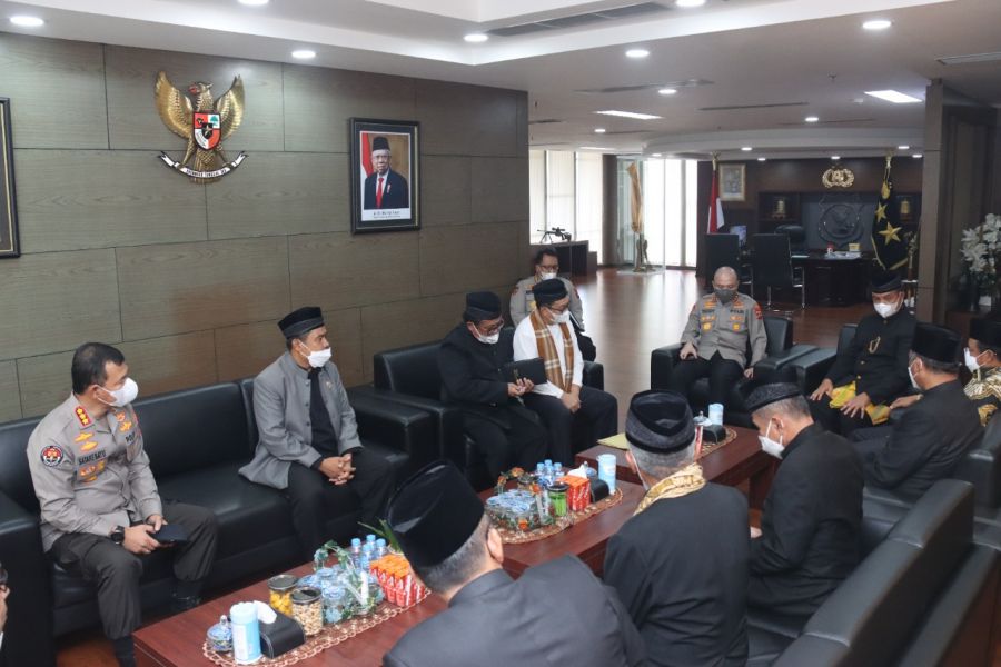 Ketua LKAAM Sumbar Silaturahmi dengan Kapolda Sumbar, Ini yang Dibahas
