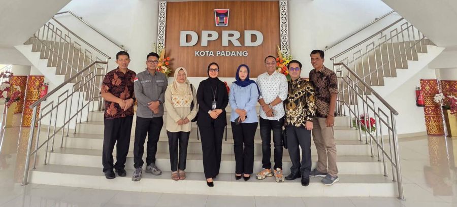 Komisi II DPRD Kota Pematangsiantar Konsultasi ke DPRD Kota Padang Bahas Swasembada Pangan