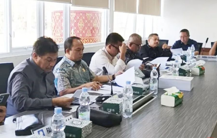 Komisi II DPRD Padang Bahas LHP LKPD 2024: Fokus pada Optimalisasi Pajak dan PAD