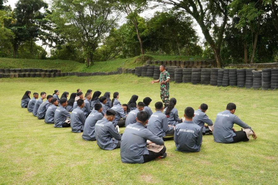 Korem 032/WBR Gelar Pelatihan Bela Negara Untuk Mahasiswa 