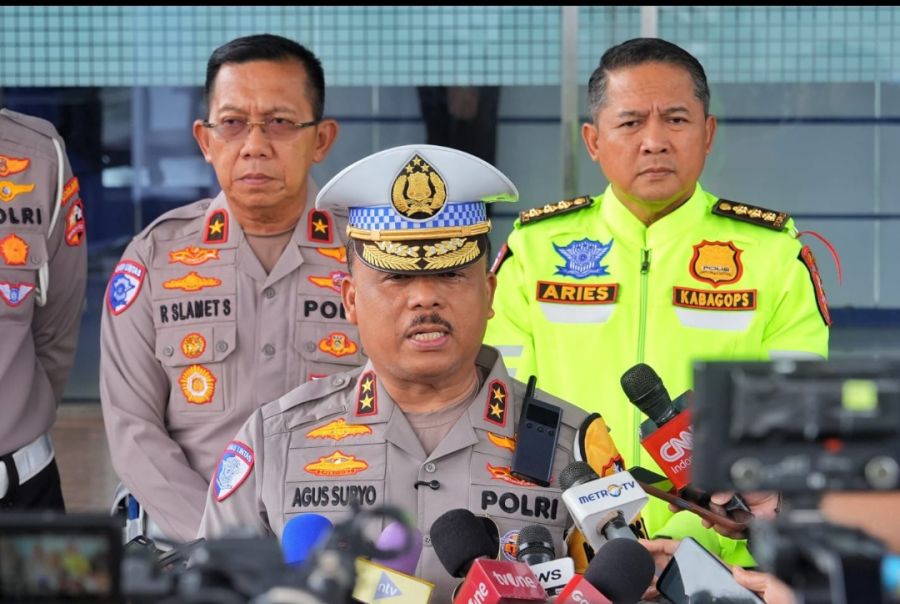 Korlantas Polri Mulai Berlakukan One Way Lokal dari KM 70 - KM 188 Tol Cipali