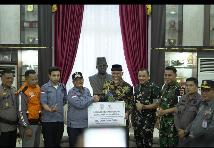 Kota Jambi Salurkan Bantuan Rp200 Juta untuk Sumbar, Mahyeldi: Dukungan Ini Meneguhkan Semangat Kami
