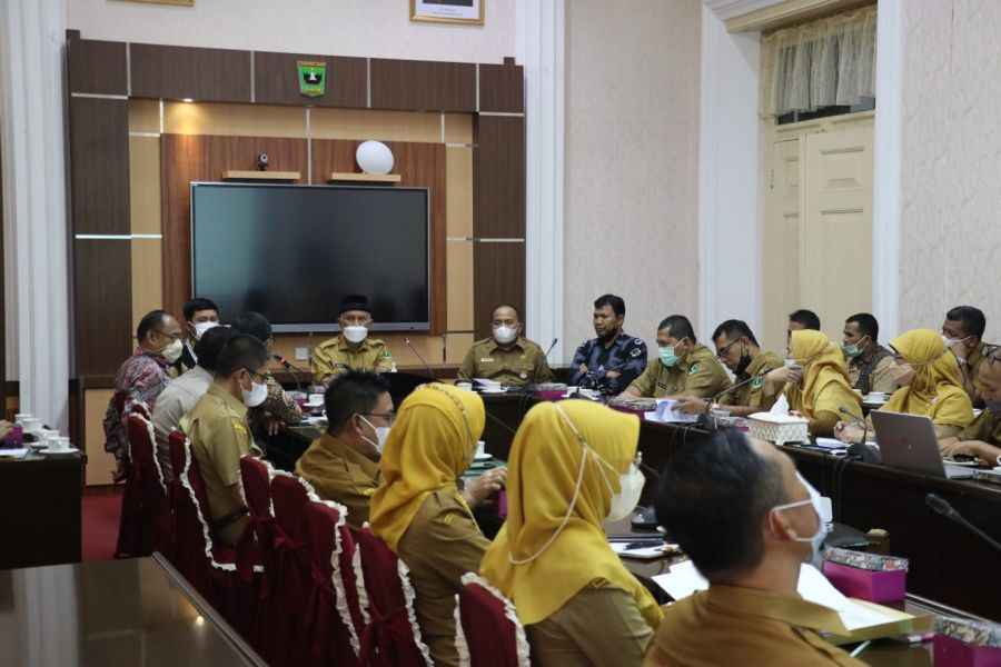KPK Audiensi dengan Gubernur Sumbar Terkait Pelestarian Danau Singkarak
