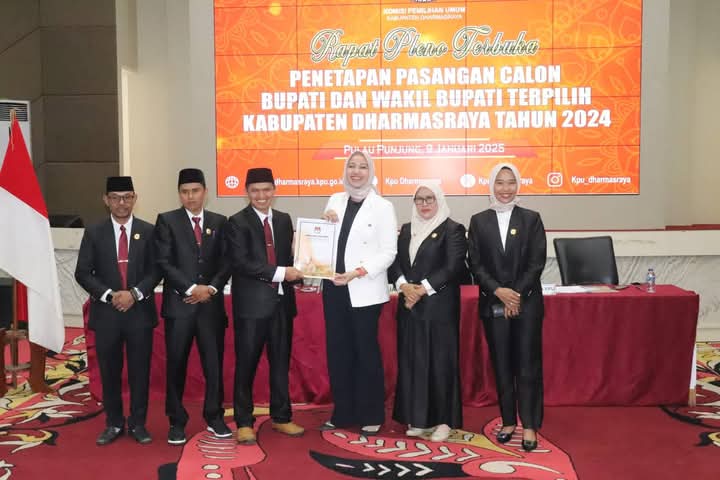 KPU Dharmasraya Rapat pleno Terbuka Penetapan Pasangan Calon Bupati Dan wakil Bupati