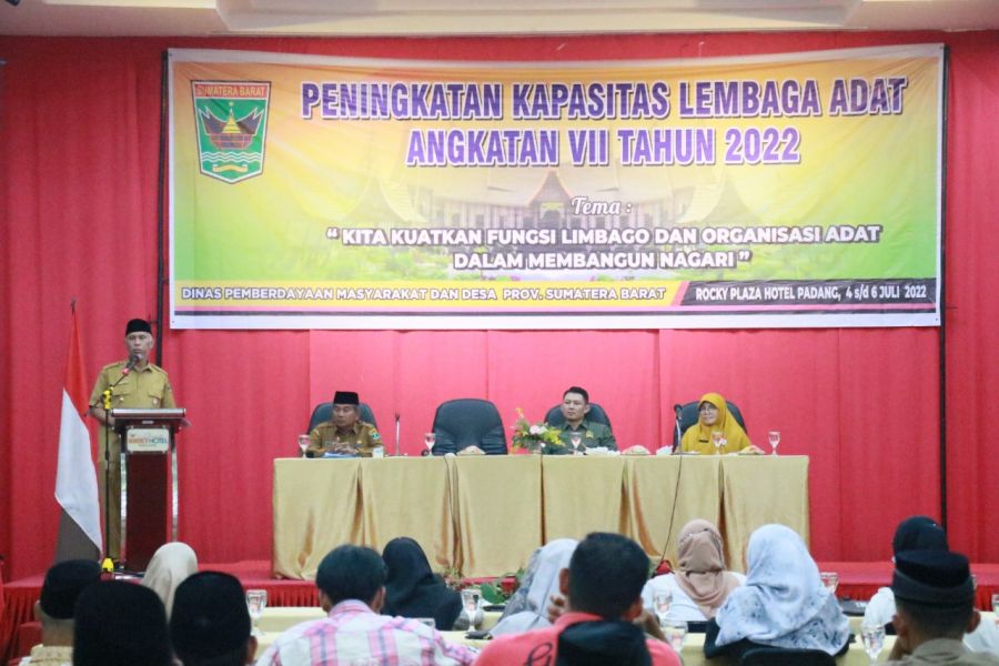 Kuatkan Lembaga Adat, Gubernur Sumbar: Hadirkan Tokoh Pahlawan Nasional dari Nagari
