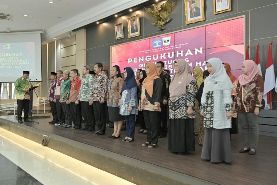 Kukuhkan GTD-BHAM Sumbar, Gubernur Mahyeldi Minta Dunia Usaha Makin Peduli Penerapan HAM