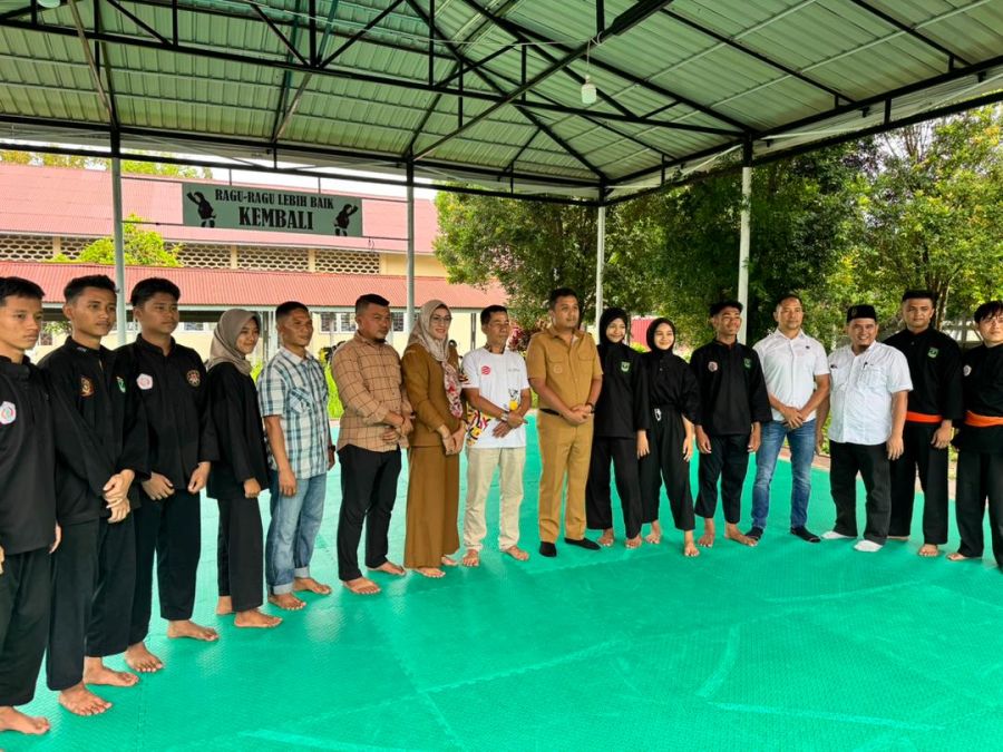 Kunjungi Gelanggang IPSI Sumbar, Wagub Sumbar Beri Motivasi pada Pesilat Muda