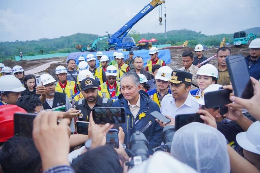 Kunker ke Dharmasraya, Menteri PU Lakukan Percepatan Pembangunan Sekolah Rakyat