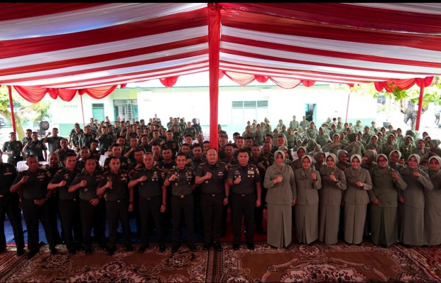 Kunker Pertama dibulan Ramadan, Danrem 032/WBR, Sambangi Kodim 0308 Pariaman