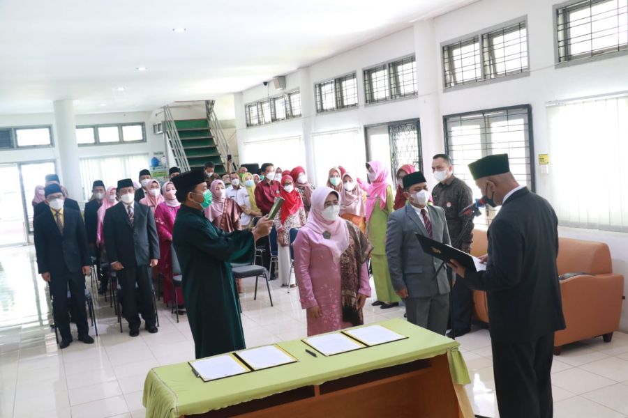 Lantik 20 Pejabat RSJ HB Saanin, Gubernur Mahyeldi Minta Tingkatkan Layanan Instalasi Napza