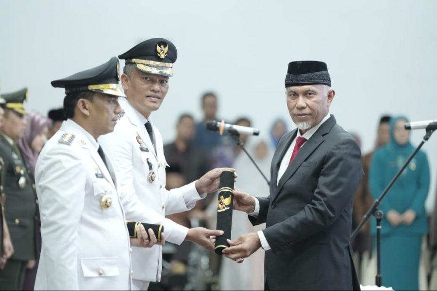 Lantik Pj Wako Padang Panjang & Pj Wako Pariaman, Mahyeldi Ingatkan Soal Koordinasi & Netralitas ASN