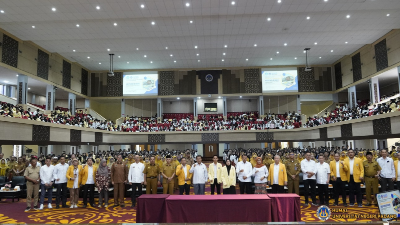 Lepas 1.699 Mahasiswa PLK 2024, Rektor UNP Tekankan Keterampilan Problem Solving Calon Pendidik