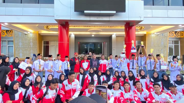 Lomba Paskibraka Kabupaten Dharmasraya 2025, SMPN Unggul dan SMAN 1 Pulau Punjung Raih Juara Pertama