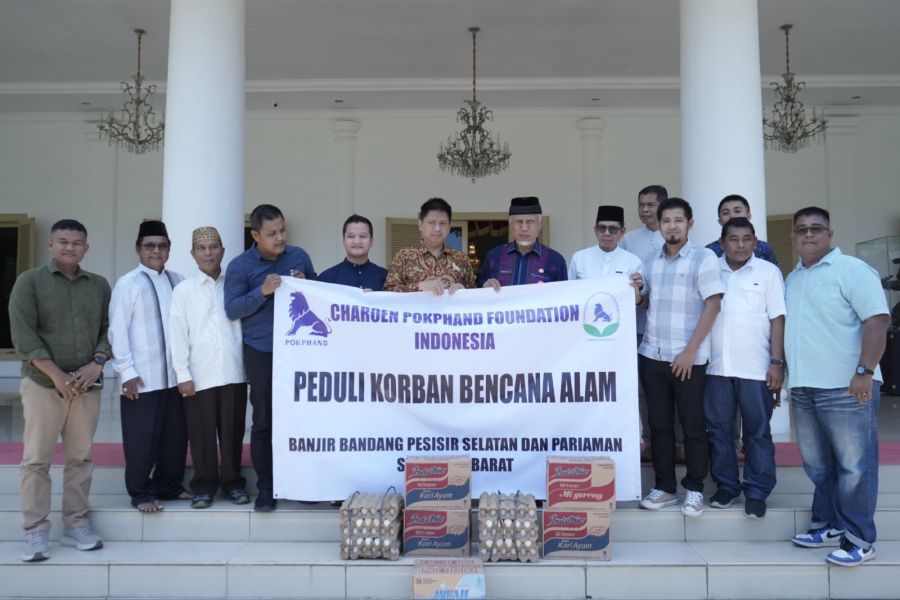 Mahyeldi Apresiasi Kepedulian PT Charoen Pokphan Salurkan 50 Ribu Butir Telur ke Pessel dan Pariaman