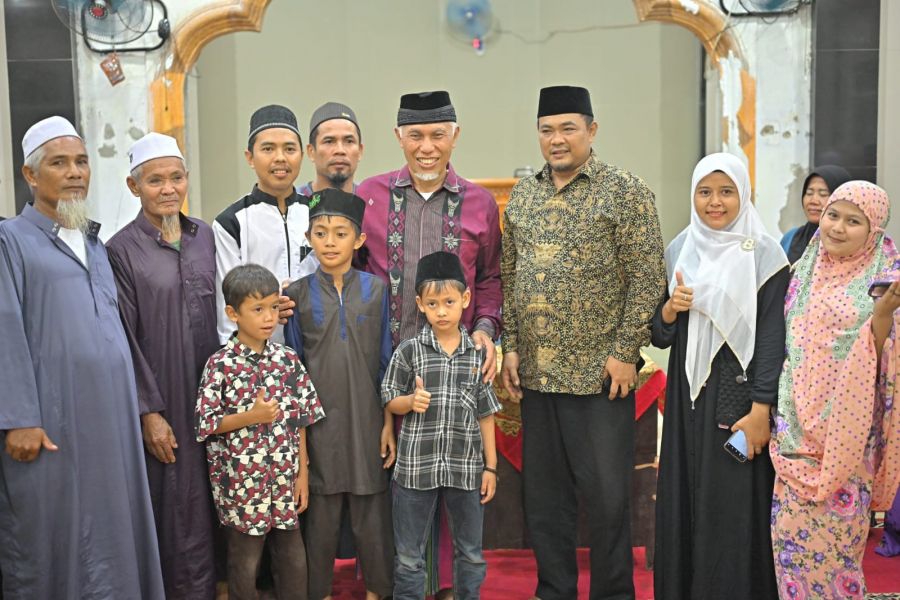 Mahyeldi Apresiasi Sambutan Hangat Masyarakat Saat Tim Safari Ramadhan Bermalam di Dharmasraya