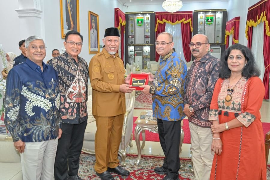 Mahyeldi dan Dubes India Bahas Hilirisasi Gambir hingga Kerja Sama Pendidikan